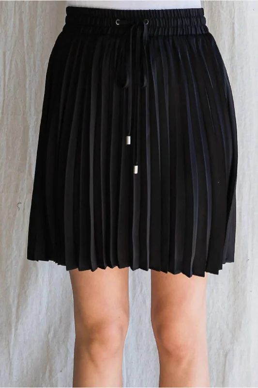 Just A Flirt Pleated Skirt In Black