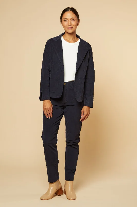 adrift-fitted-pant-in-navy