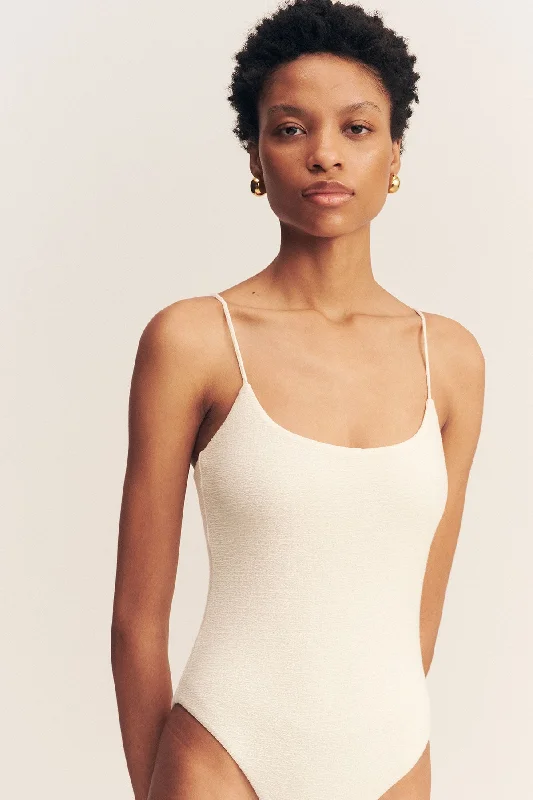 beau-scoop-neck-bodysuit-rice