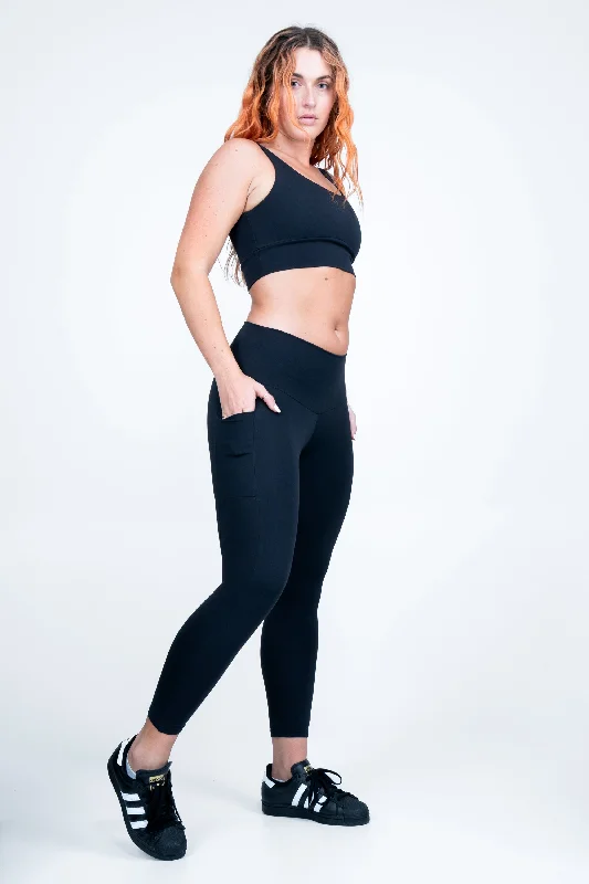 Black Body Contouring - Panel Pocket High Waisted 7/8 Leggings