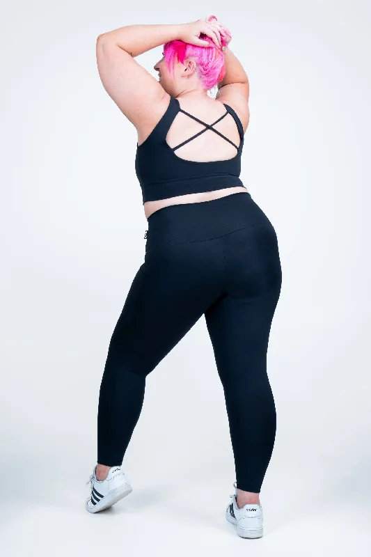 black-body-contouring-panel-pocket-high-waisted-7-8-leggings