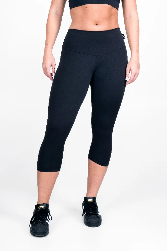 black-capri-leggings-high-waisted-body-contouring-r2w