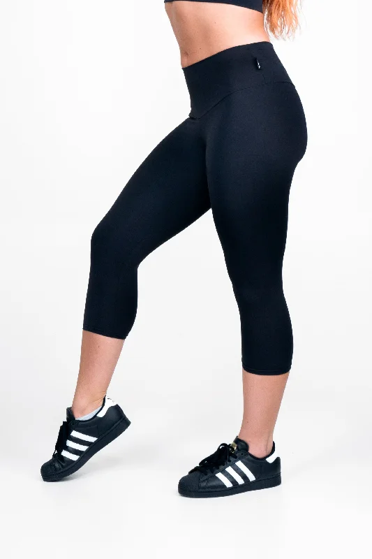 black-capri-leggings-high-waisted-body-contouring-r2w