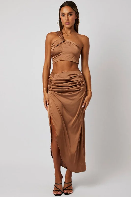 brown-one-shoulder-crop-top-twist-satin-wc2442x-84zb-2