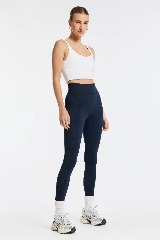 center-stage-pocket-legging-blue-8