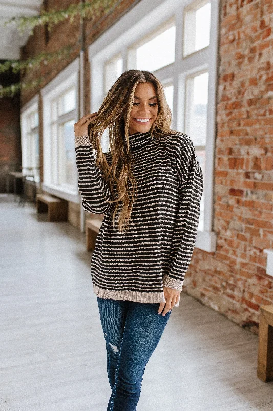 emmy-striped-oversized-sweater