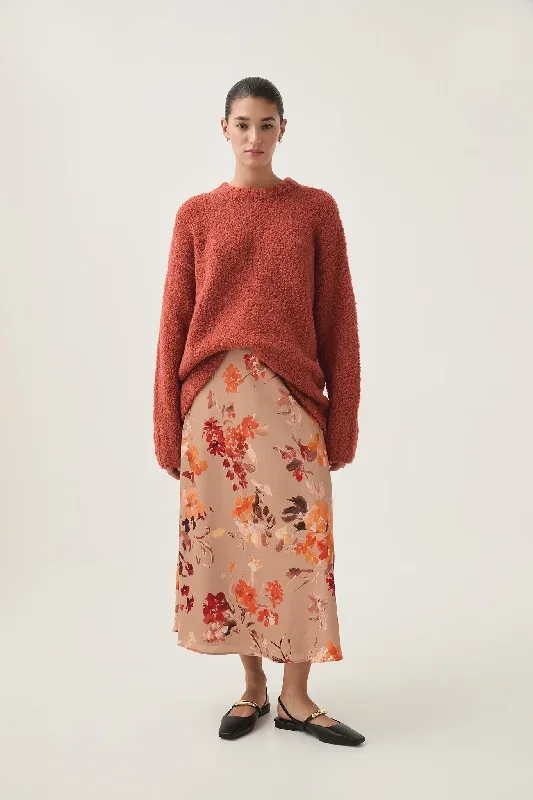 exurbia-midi-skirt-meadow-blooms