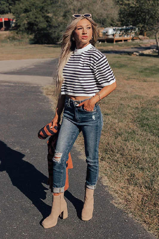 front-porch-swinging-stripe-crop-top-in-navy