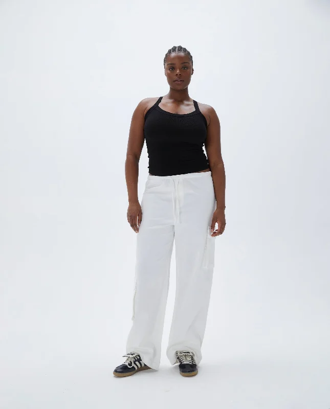 relaxed-cotton-cargo-pants-white