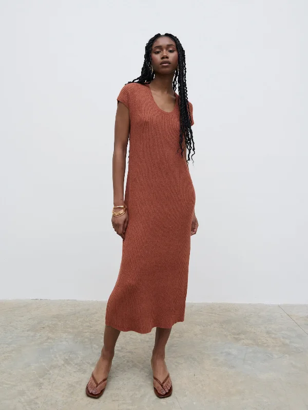 rose-knit-midaxi-dress-rosewood