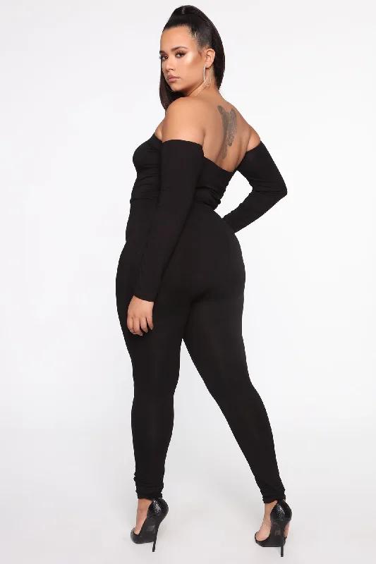 soothe-off-shoulder-black