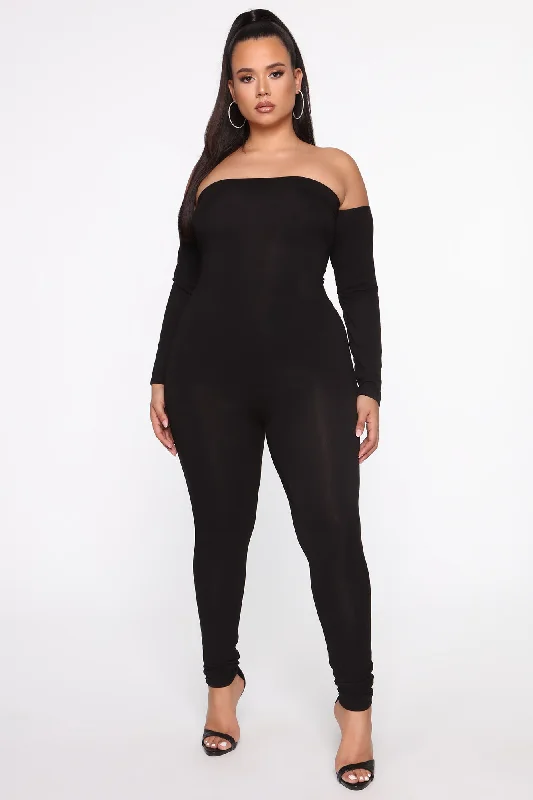 soothe-off-shoulder-black