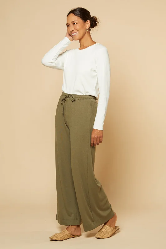 wide-leg-stretch-pants-in-khaki