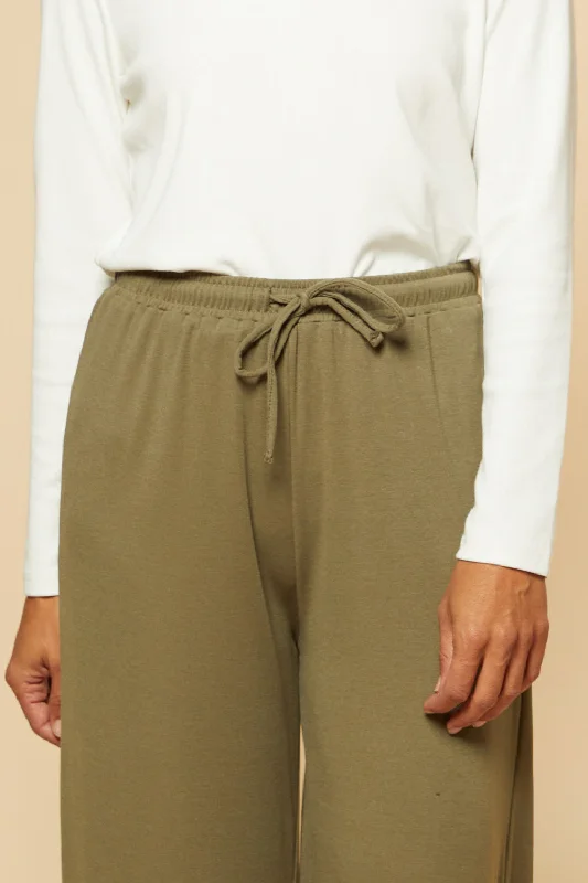 wide-leg-stretch-pants-in-khaki