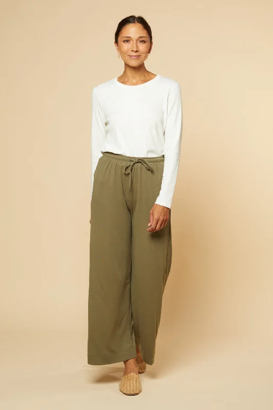 wide-leg-stretch-pants-in-khaki